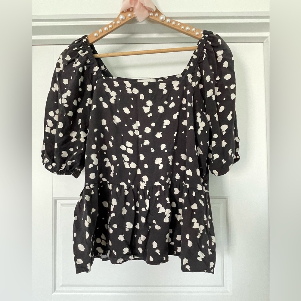 Loft Women’s Top Size Medium